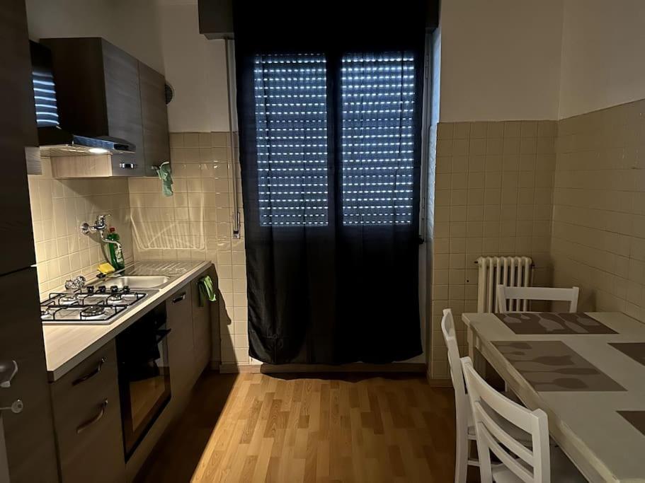 Leone D'Oro - Full Apartment Mestre Exteriér fotografie